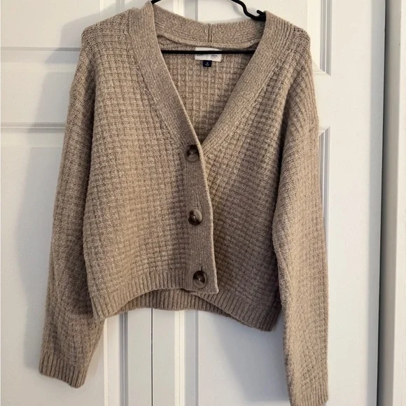 5 Sweater Bundle - Picture 2 of 7